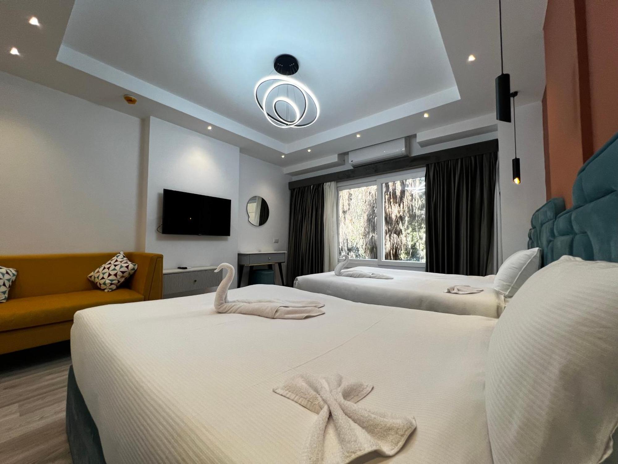 Onyx Pyramids Boutique Hotel Al Kawm al Akhdar Exteriör bild