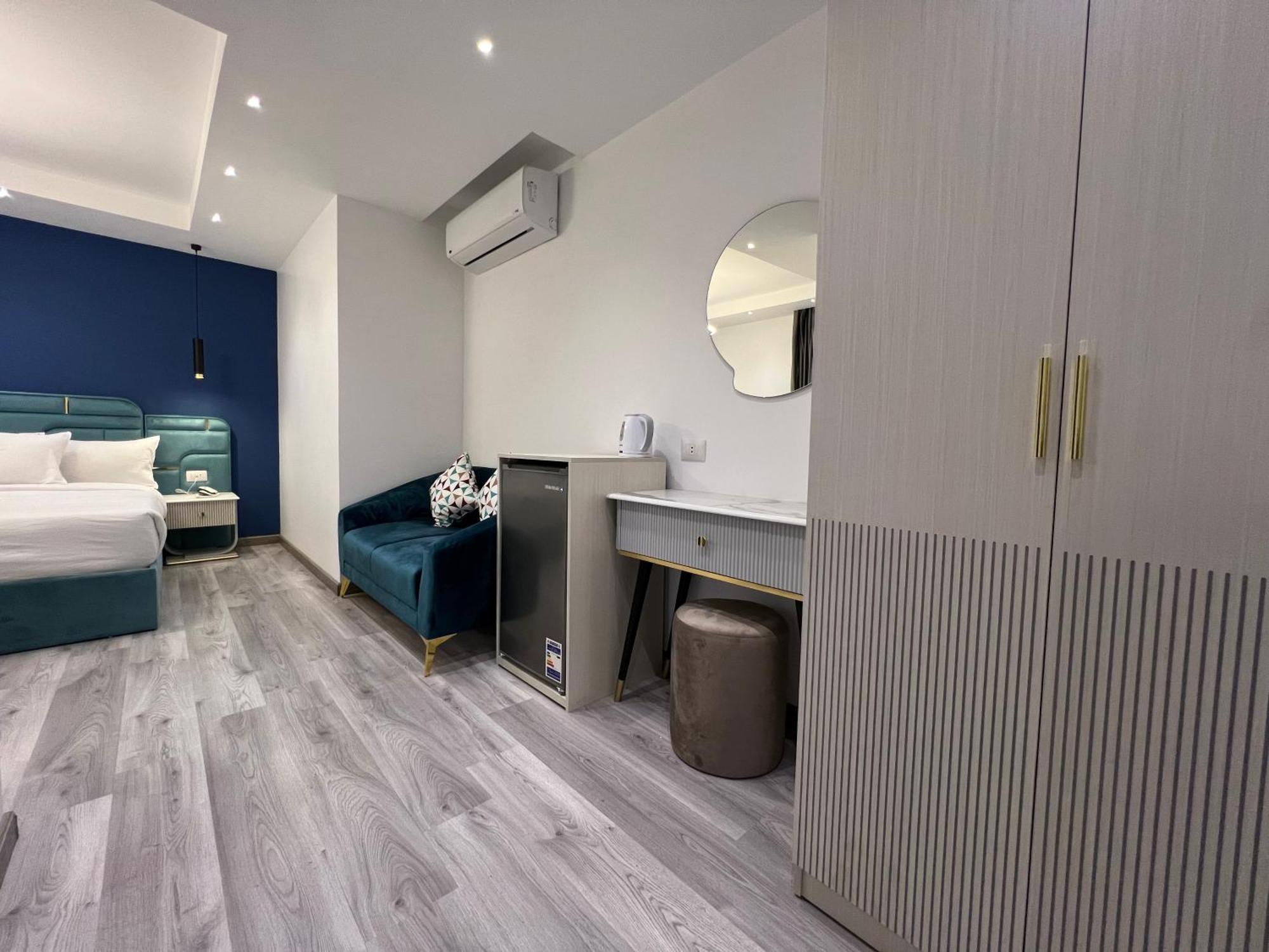 Onyx Pyramids Boutique Hotel Al Kawm al Akhdar Exteriör bild