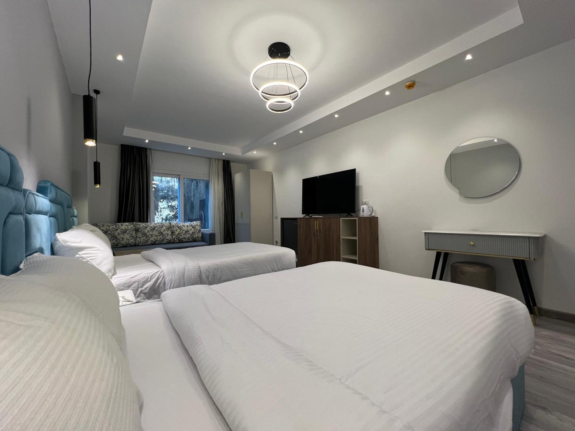 Onyx Pyramids Boutique Hotel Al Kawm al Akhdar Exteriör bild