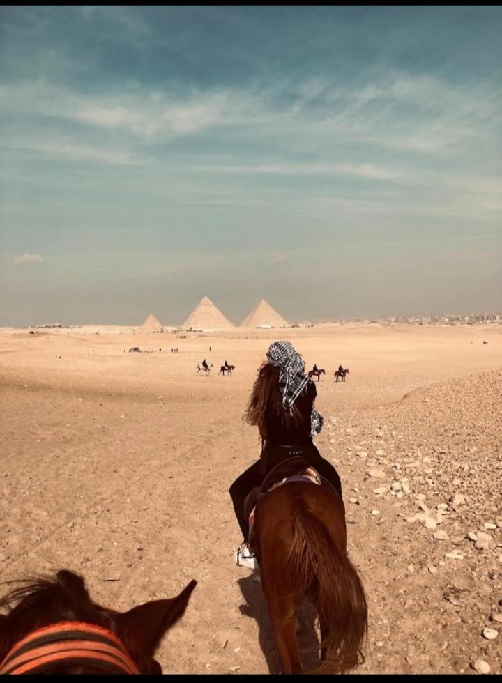 Onyx Pyramids Boutique Hotel Al Kawm al Akhdar Exteriör bild
